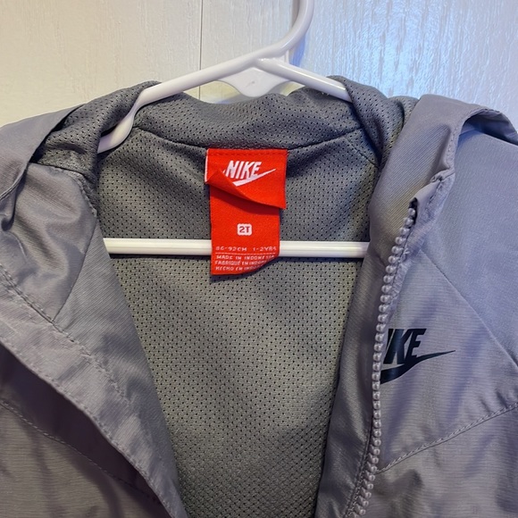 Nike Jacket - Picture 3 of 4